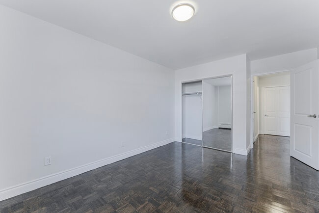 Photo du bâtiment - Valhalla Court I