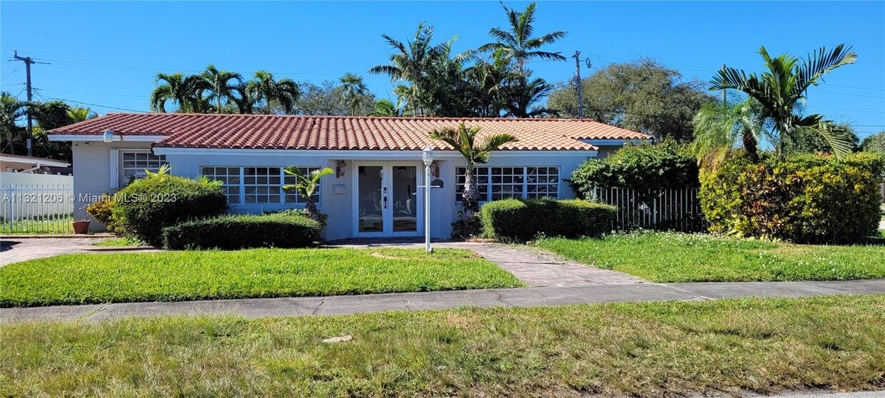Foto principal - 5200 SW 89th Pl