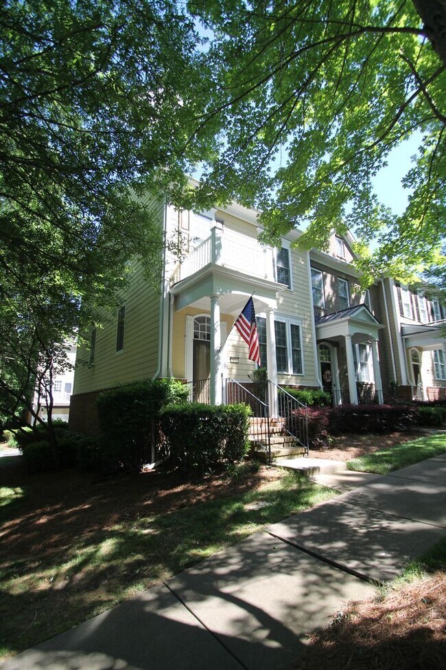 Building Photo - Exclusively Offered by Muse Realty Rentals, LLC