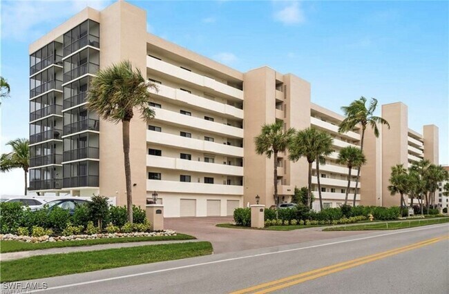 Foto del edificio - 10475 Gulf Shore Dr