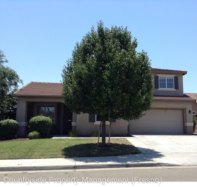 Building Photo - 4 br, 3 bath House - 5516 E. Christine Avenue