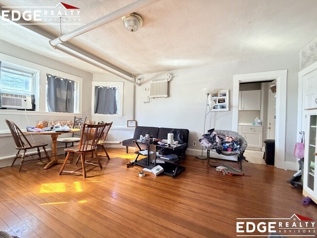 Photo - 1709 Commonwealth Ave Apartment