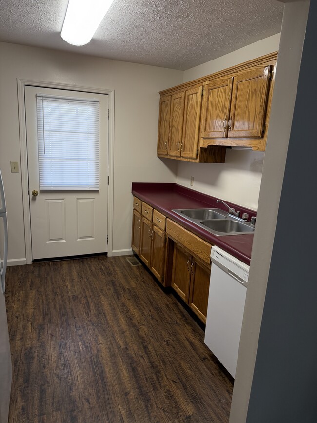 Building Photo - 28 Blevins Mayfield Rd