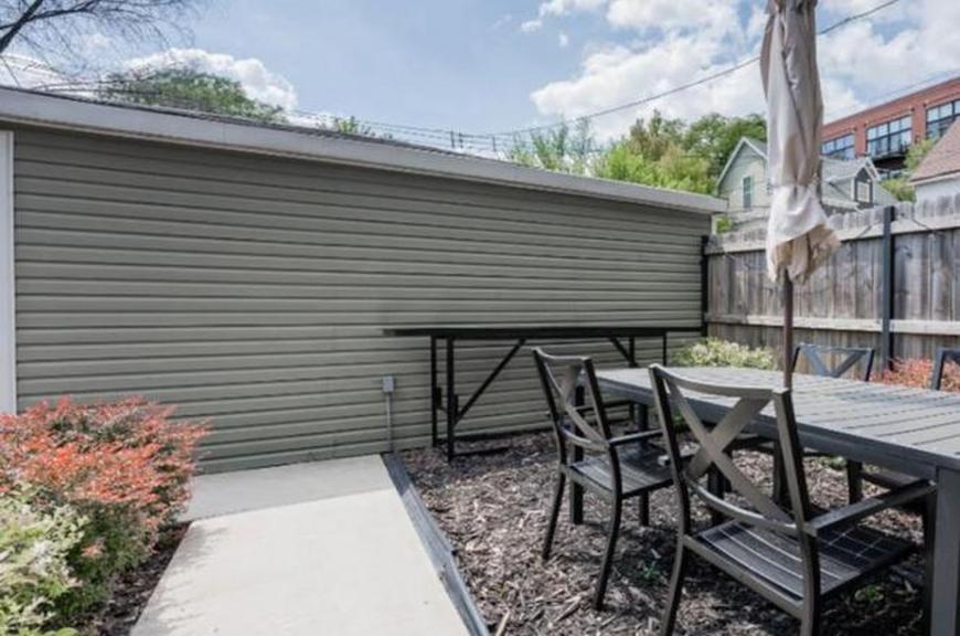 Foto del edificio - 4 bedroom in Chicago IL 60647