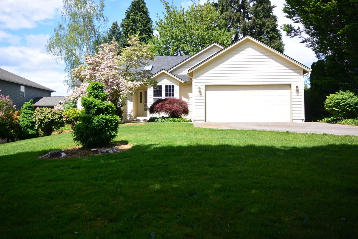 Foto principal - 9404 NE 26th Ct