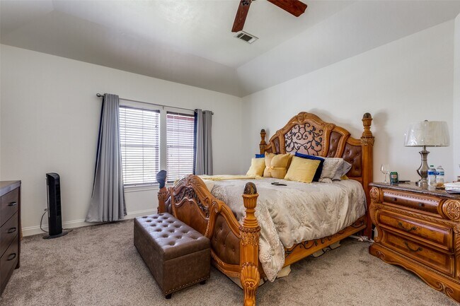 Foto del edificio - 8 Cypress Point Ct