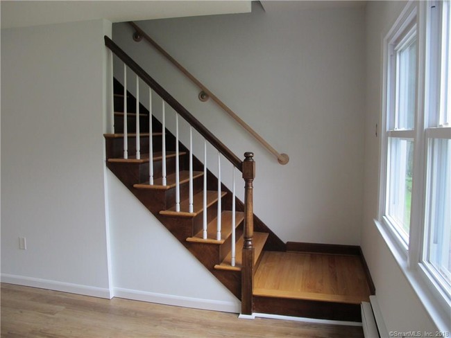 Building Photo - 3 Bridle Path