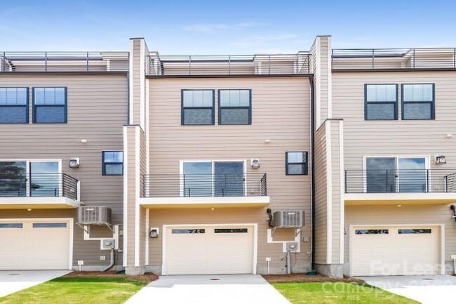 Building Photo - 342 Freeland Pk Dr