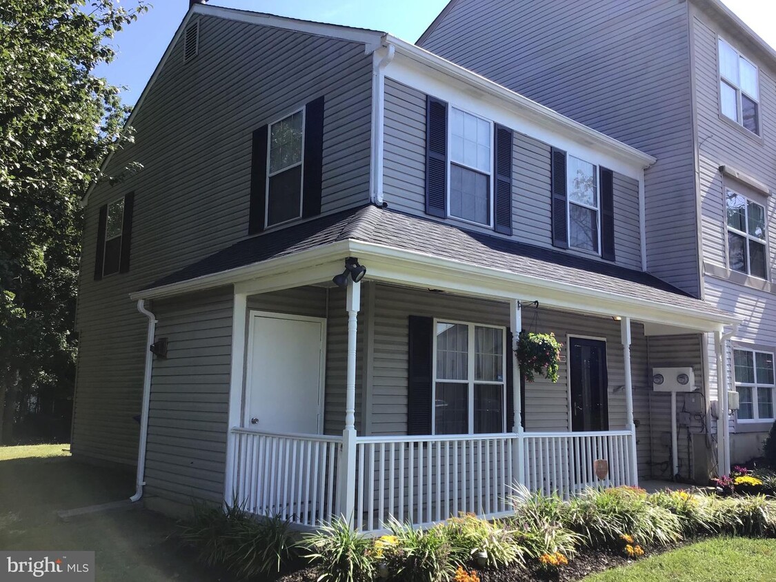 Primary Photo - 11883 Homestead Pl