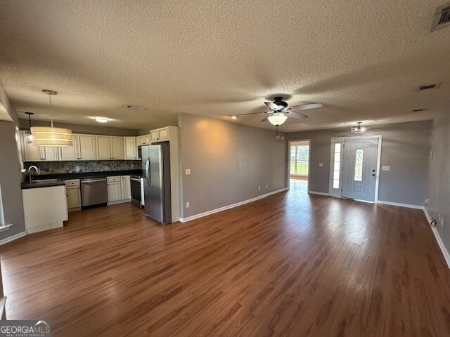 Foto del edificio - 309 N Belmont Ct