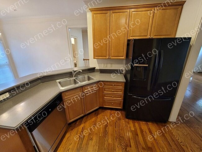 Building Photo - 12000 Stone Brook Cove
