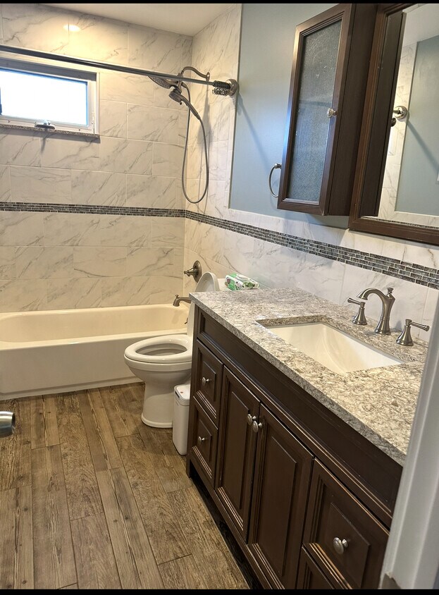Foto principal - 7 Grady Ln