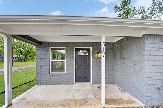 Foto del edificio - 317 Jones St