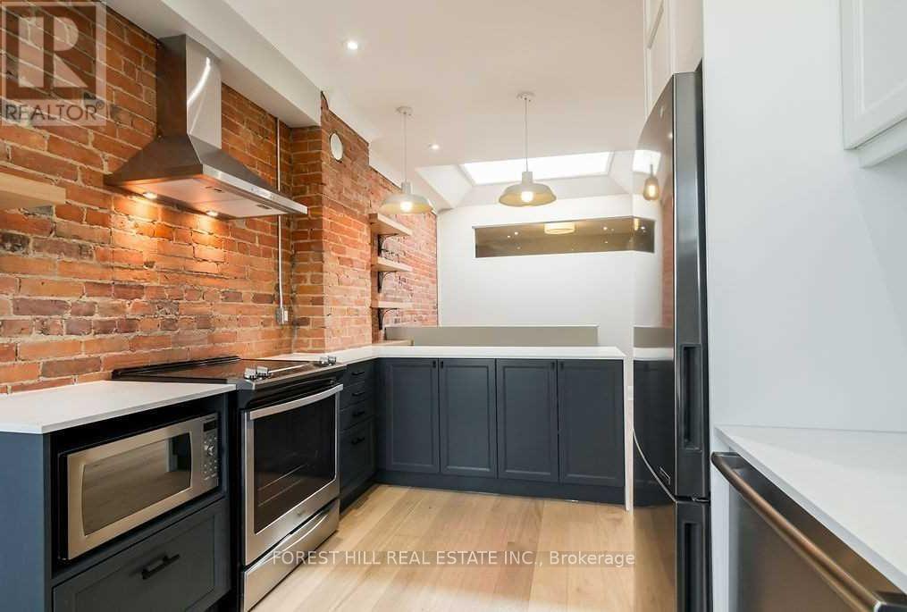 Photo principale - 1216 Dundas St W