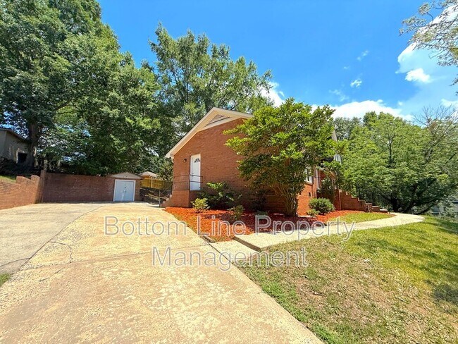 Foto del edificio - 7727 Ritter Dr
