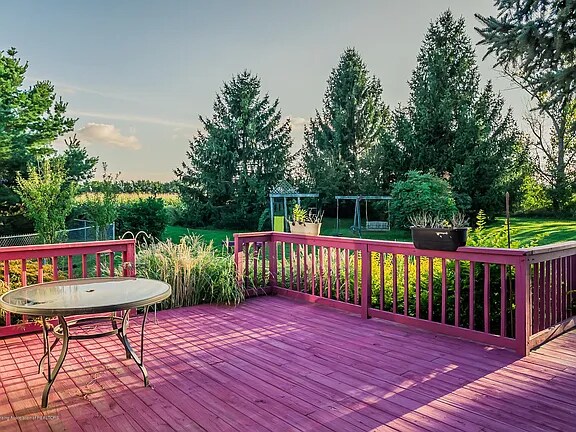 Photo - 6275 Oneida Rd House