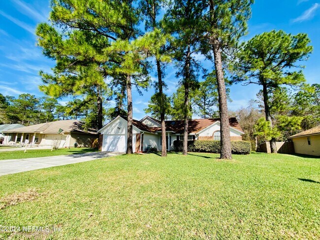 Foto del edificio - 3409 Deerfield Pointe Dr