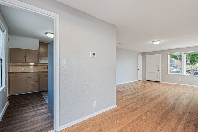 Foto del edificio - 2610 58th Ave SW