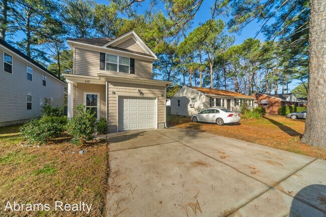 Building Photo - 4 br, 3 bath House - 117 N. Budding Avenue
