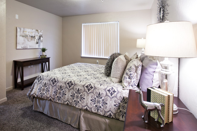 Master Bedroom - The Residence at River Run