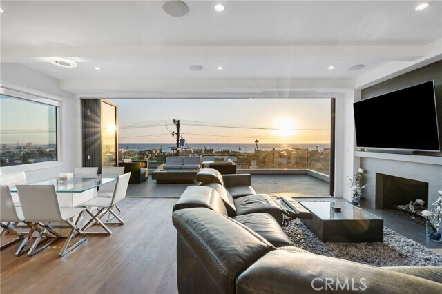 Foto principal - 1737 Manhattan Ave