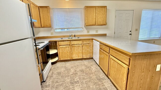 Foto del edificio - 801 N Brigger St