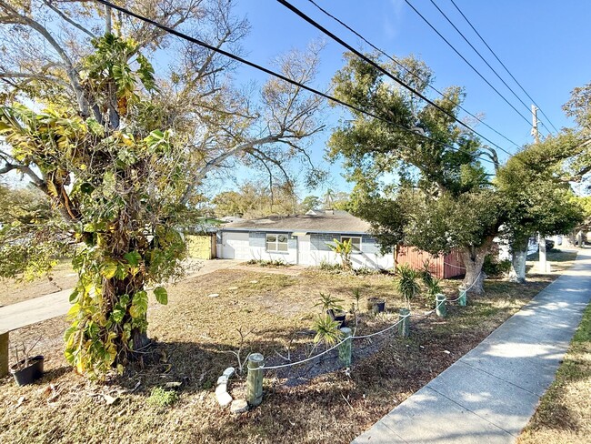 Building Photo - 5396 68th Way N