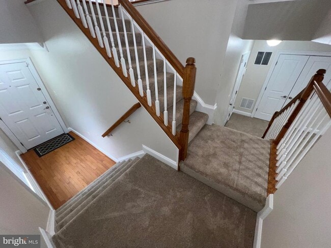 Foto del edificio - 5989 Meadow Brook Dr