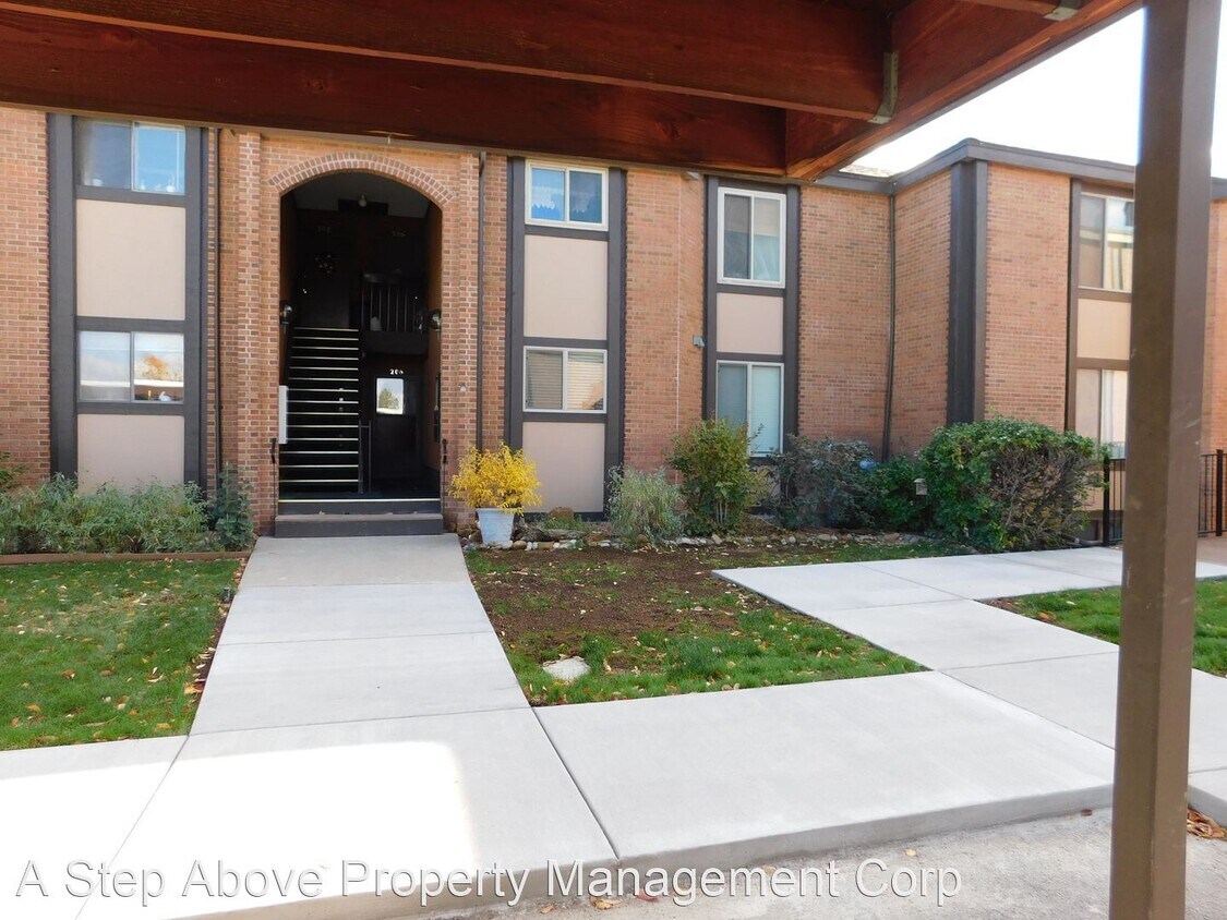 Primary Photo - 2 br, 2 bath House - 961 Lakeside Drive #205