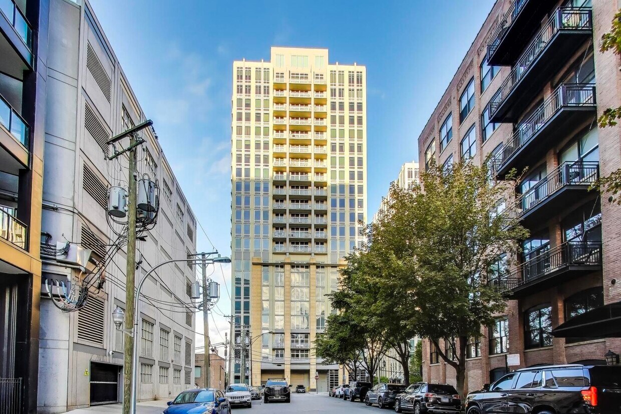 Foto principal - 700 N Larrabee St