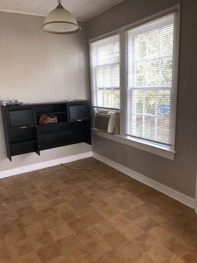 Foto del edificio - 2370 Orange Ave