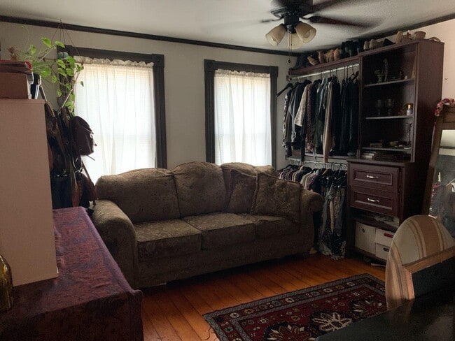 Building Photo - 92 Saint Louis St