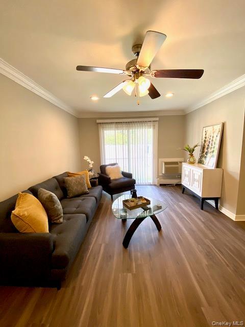 Foto del edificio - 250 River Ave