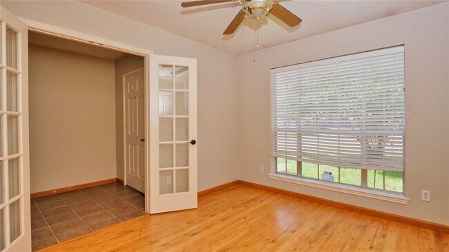 Building Photo - 10815 Cliffton Forge Dr