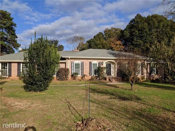 Primary Photo - 4 br, 3 bath House - 2192 Eagle Terrace