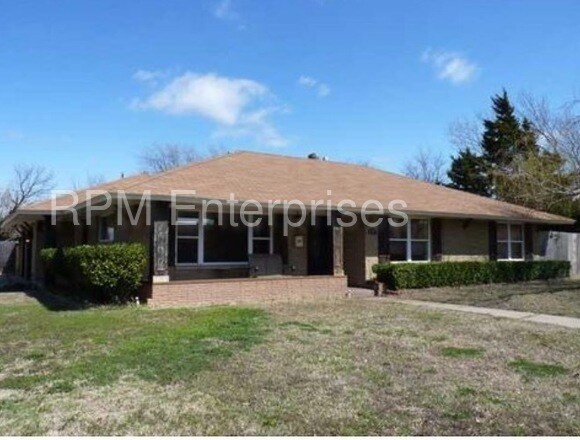 Foto principal - 2141 SW 63rd St