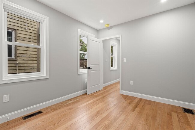 Foto del edificio - 33 Andover St