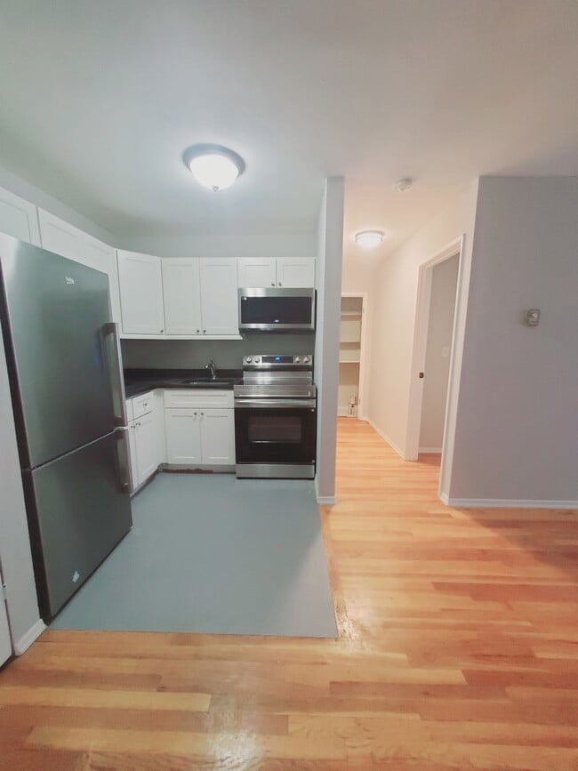 Photo - 637 Cove Rd Apartment