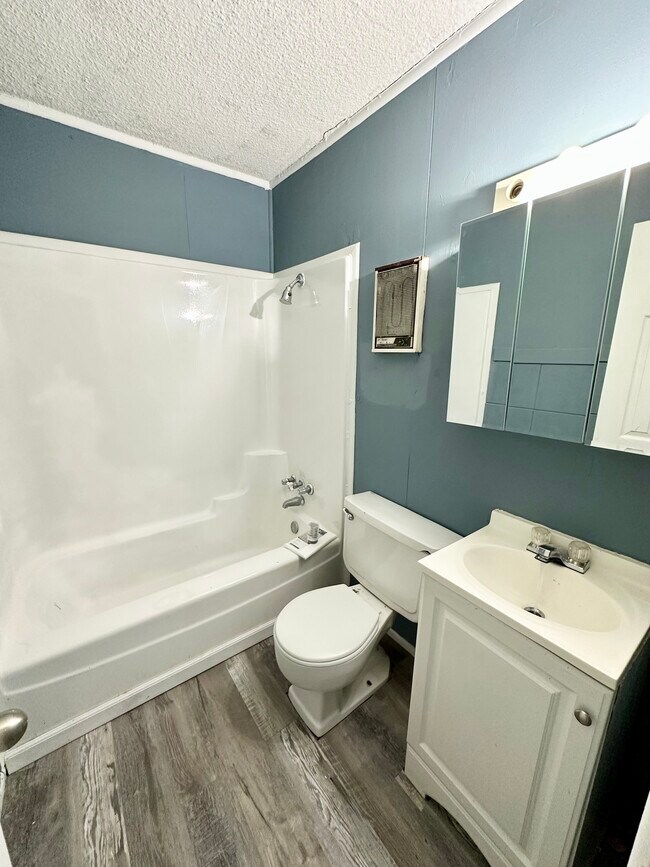 Foto del edificio - 123 Town Homes Dr