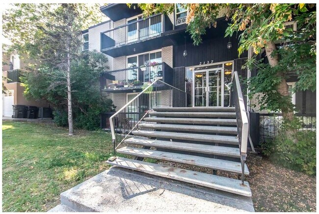 Front - 2137 17 St SW