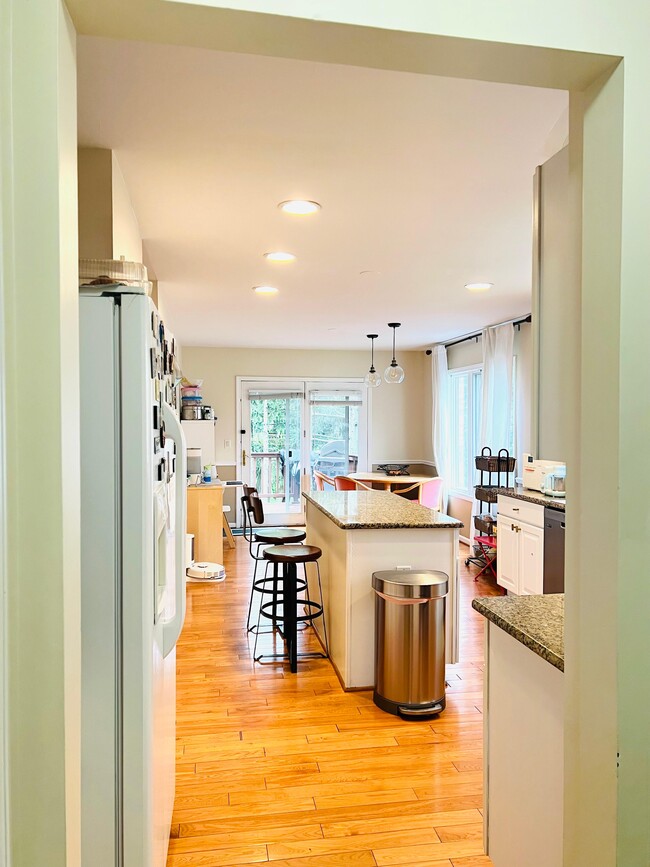 Building Photo - 2914 Leslie Park Cir