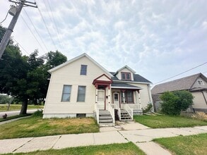 Building Photo - 1816 Wollmer St