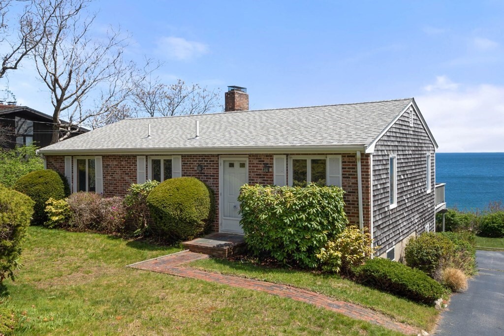Primary Photo - 106 Shore Dr