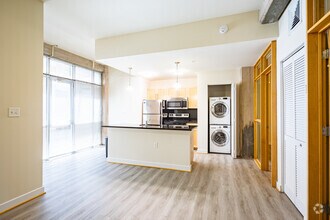 2BR, 2BA - Atrium Lofts at Cold Storage