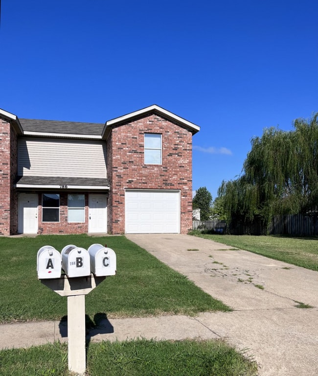 Photo - 786 Lariat St Apartment