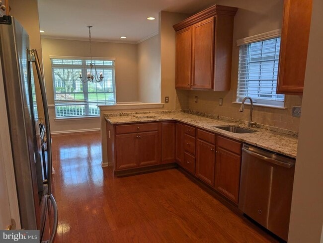 Building Photo - 302 Gosling Way