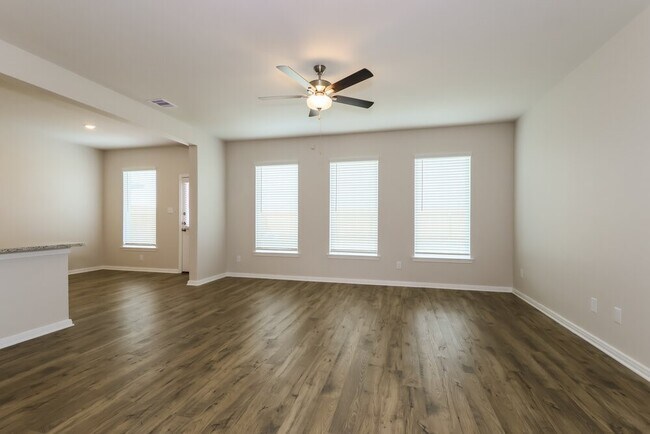 Foto del edificio - 468 Beechwood Hacienda Dr