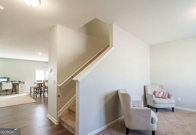 Foto del edificio - 449 Mccall Wy
