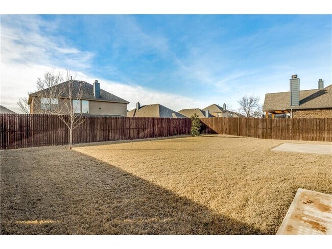 Foto del edificio - 10105 Horseshoe Ln