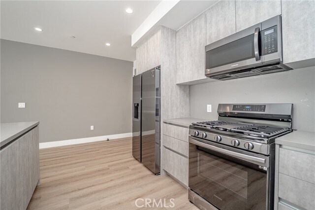 Foto del edificio - 2828 London St